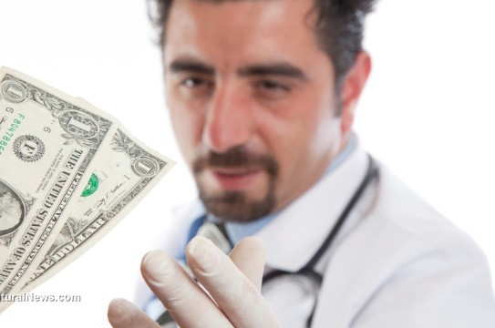 Doctor-Money-Bribing